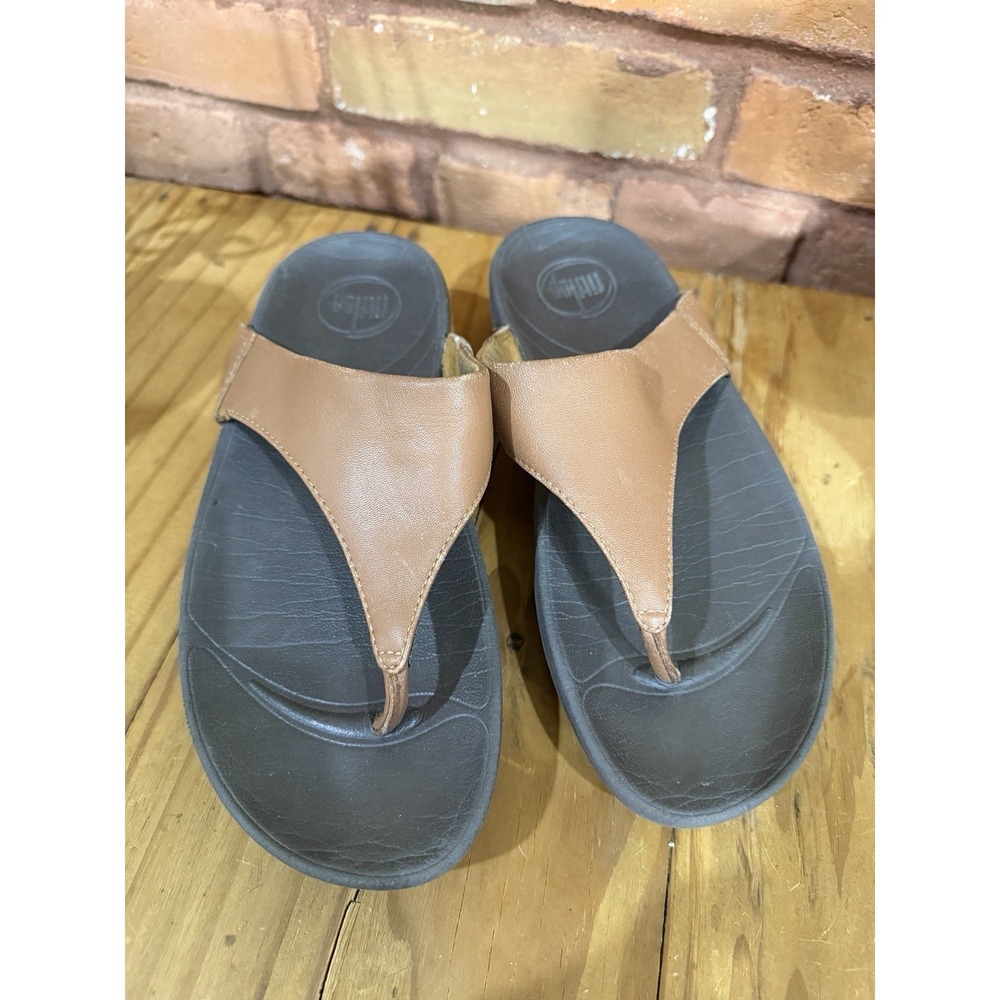 FitFlop Women's 6 Walkstar Brown Leather Thong Sandals  Platform Flip Flops